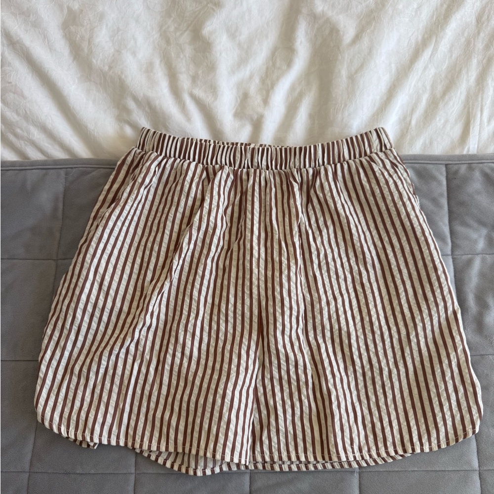 Striped Elastic Waist Shorts  — Cream & Maroon